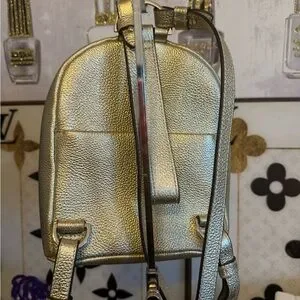 henri bendel | Bags | Henri Bendel Gold Metallic Pebbled  display picture 1
